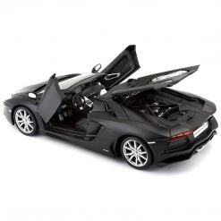 Maisto Special Edition Aventador LP 700-4 Roadster 1:24 Diecast Metal Car